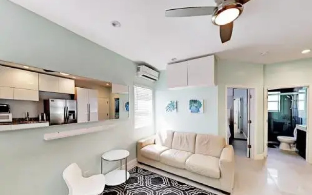 photo 4 of Art Deco Beach Townhouse
