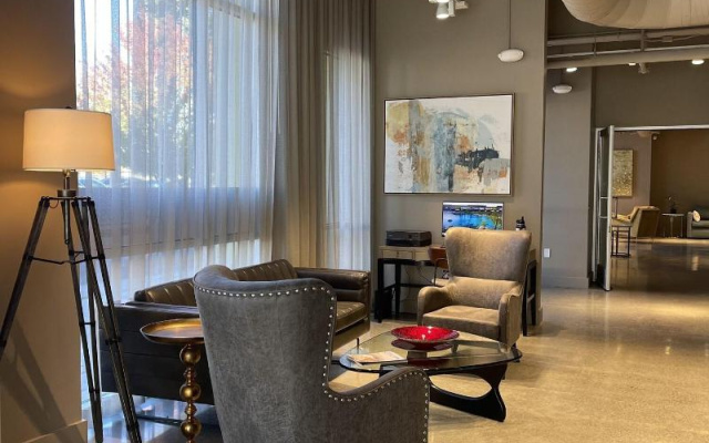 photo 2 of Art House Hotel and Suites