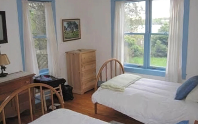 photo 2 of Artists Retreat - Four Bedroom Home