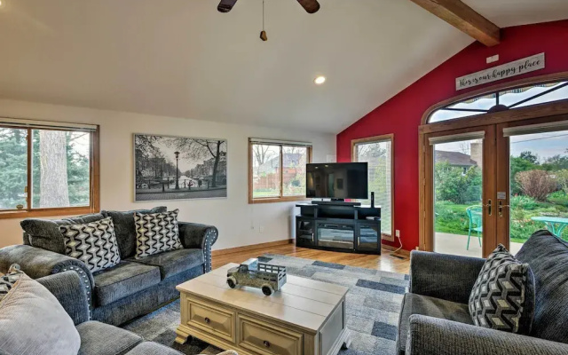 photo 2 of Arvada Home w/ Beautifully Landscaped Yard!