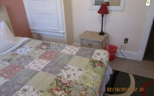 photo 5 of Asante Sana Inn