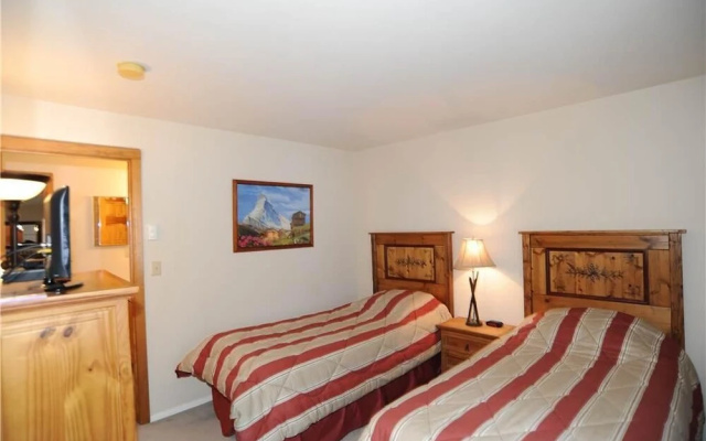 photo 3 of Asgard Haus 703 (Condo) Apartment 2