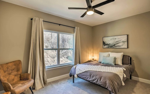 photo 3 of Charming Retreat w/ Mtn Views: Walkable Location!