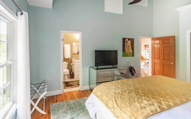 photo 5 of Asheville Retreat w/ Game Room & Mountain Views!