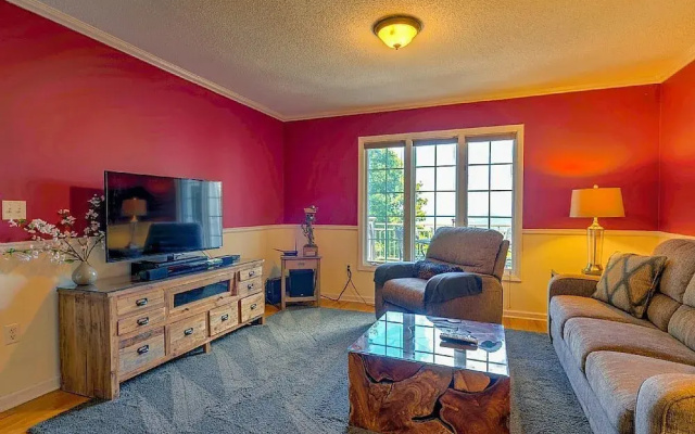 photo 4 of Asheville Starry Night - 3 Br Home