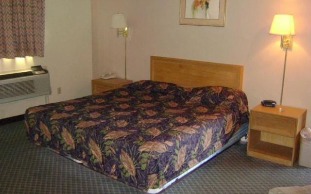 photo 5 of Ashland Inn
