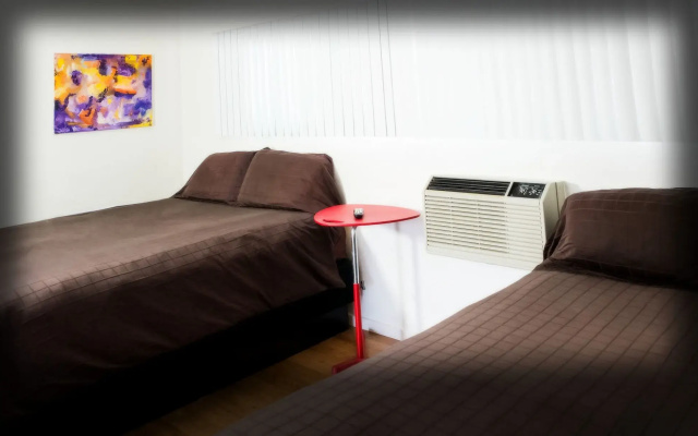 photo 3 of Ashland Motel - Oregon
