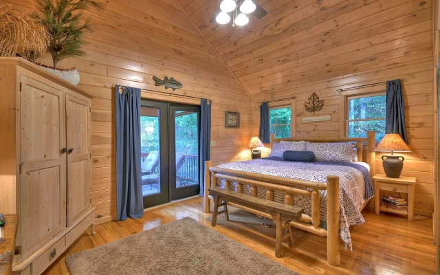 photo 3 of Aska Adventure Lodge by Escape to Blue Ridge