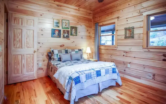 photo 3 of Aska Lakeside Lodge