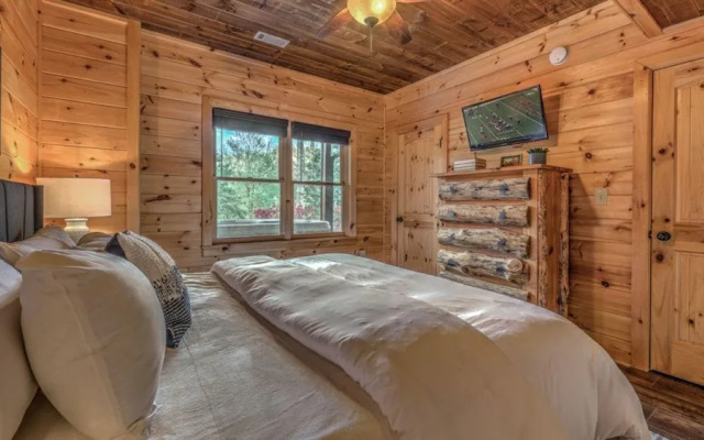 photo 4 of Aska Pines by Escape to Blue Ridge