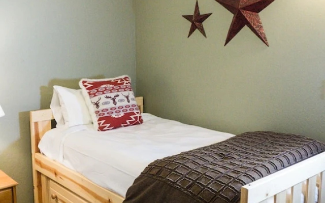 photo 5 of Aspen Grove 3090