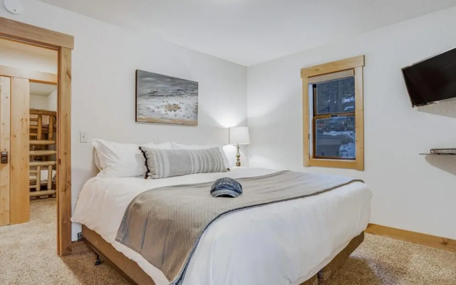 photo 5 of Aspen Grove Criterion 45 - Arroyo