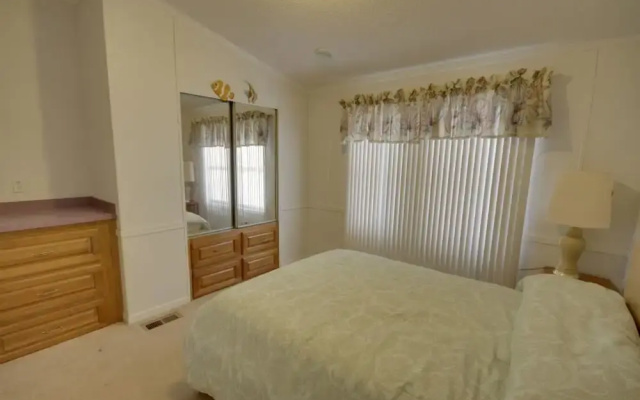 photo 2 of Assateague Pointe 419 - 2 Br Home