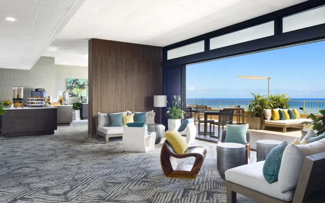 photo 2 of The Twin Fin Hotel