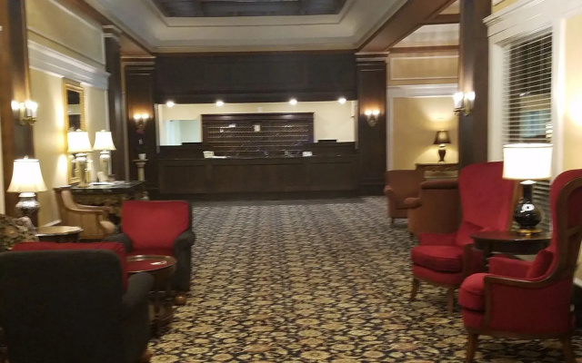 photo 3 of Astor Hotel