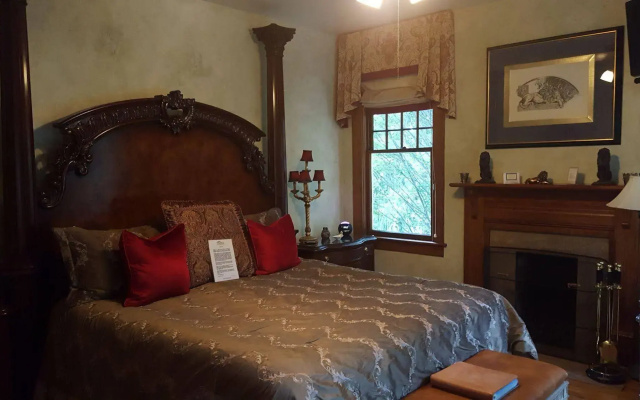 photo 3 of At Cumberland Falls Bed & Breakfast Inn