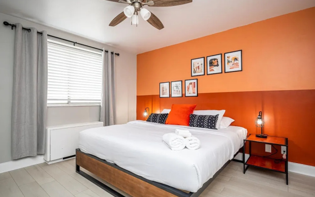 photo 2 of ATL downtown 2BR King Bed FREE parking