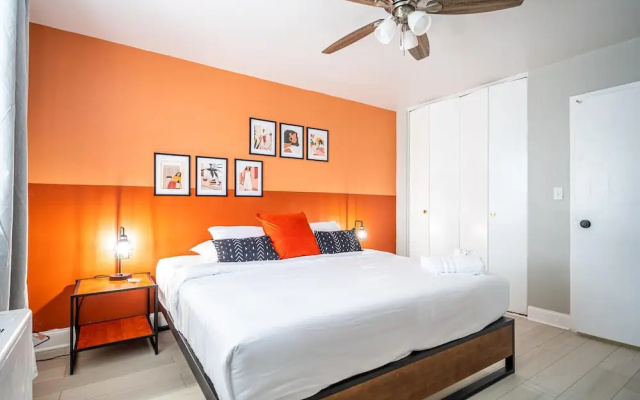 photo 3 of ATL downtown 2BR King Bed FREE parking