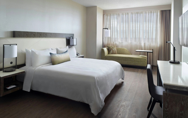 photo 2 of Atlanta Airport Marriott