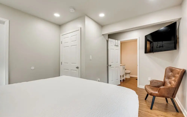 photo 2 of Charming Atlanta Home w/ Yard ~ 7 Mi to Downtown!