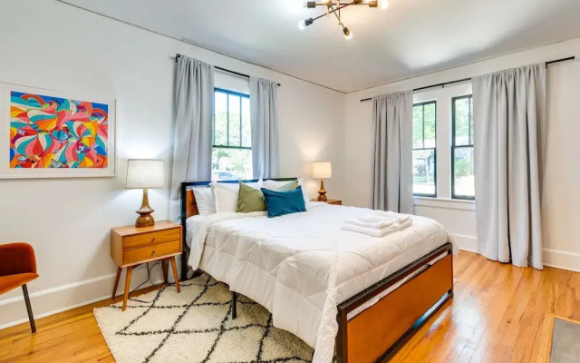 photo 4 of Updated Atlanta Getaway w/ Yard ~ 5 Mi to Downtown