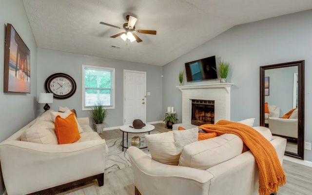 photo 5 of Atlanta Getaway w/ Private Yard: 3 Mi to Airport