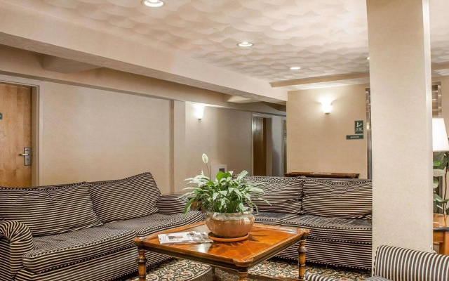 photo 2 of Atlantic Beach Hotel and Suites Newport
