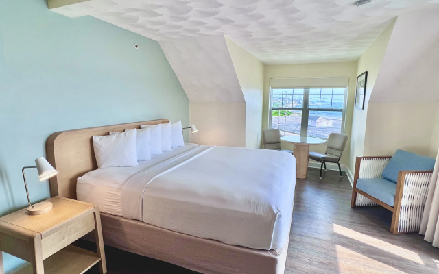 photo 5 of Atlantic Beach Hotel and Suites Newport