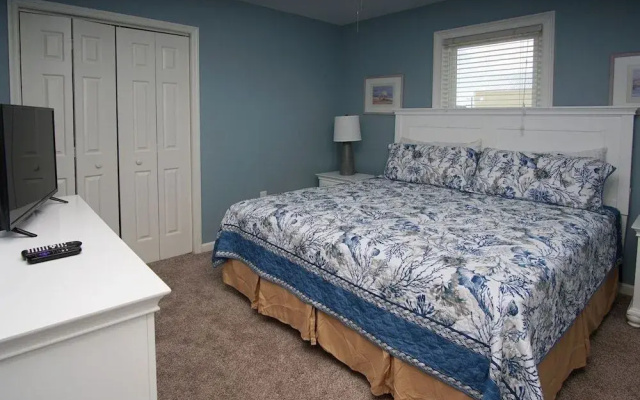photo 5 of Atlantic Breeze C by RedAwning