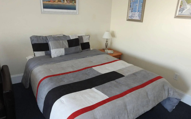 photo 2 of Atlantic Breeze Suites