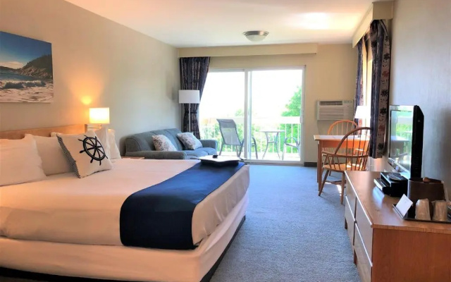 photo 3 of Atlantic Eyrie Lodge