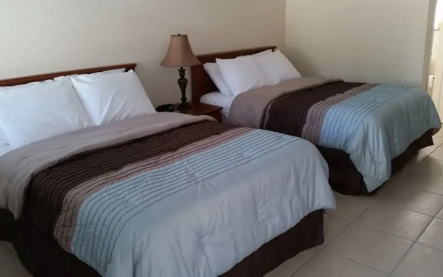photo 5 of Atlantique Beach House Hotel