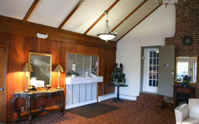 photo 2 of Atlas Motor Lodge