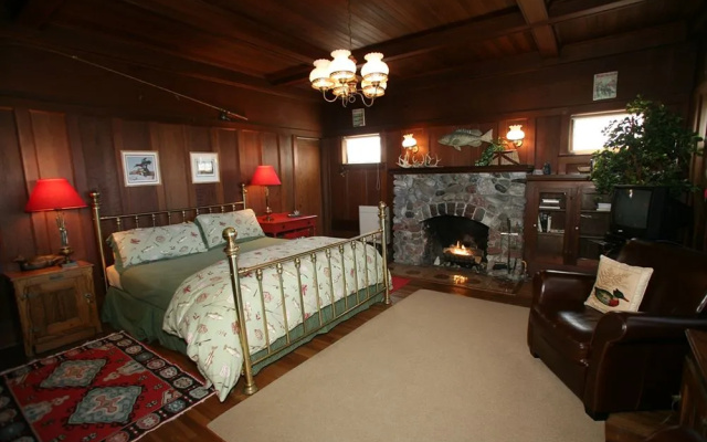 photo 2 of Atrium Bed & Breakfast