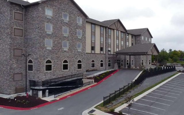 photo 2 of Atrium Inn