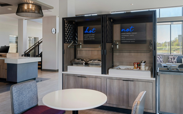 photo 3 of Atwell Suites Kansas City Airport by IHG