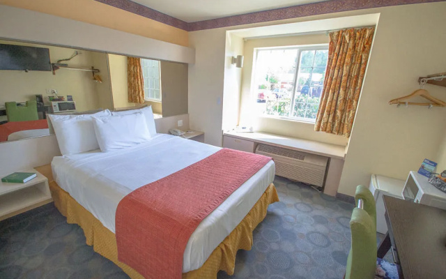 photo 5 of Auburn Travelodge Inn and Suites