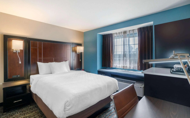 photo 4 of Clarion Inn Auburn Seattle