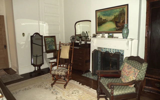 photo 5 of Audubon Park House Bed and Breakfast