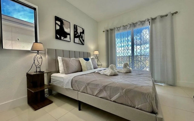 photo 5 of Lovely Wonderlux House 5BR by FL Keys MIA Marina