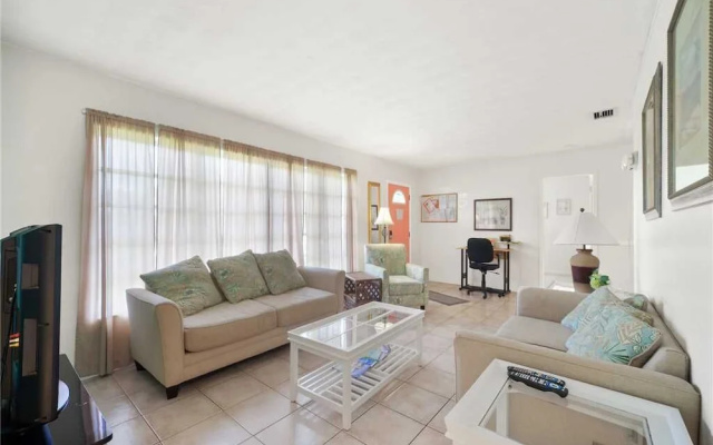 photo 2 of Aurora Seabreeze - Three Bedroom Home
