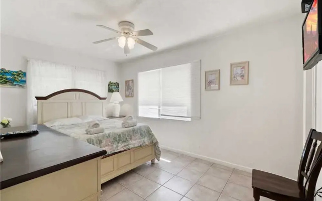 photo 5 of Aurora Seabreeze - Three Bedroom Home