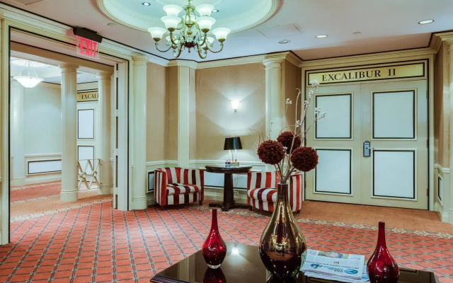 photo 2 of Avalon Hotel