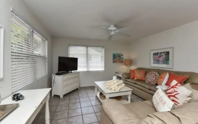 photo 2 of Avenue E #54489 - 3 Br Home