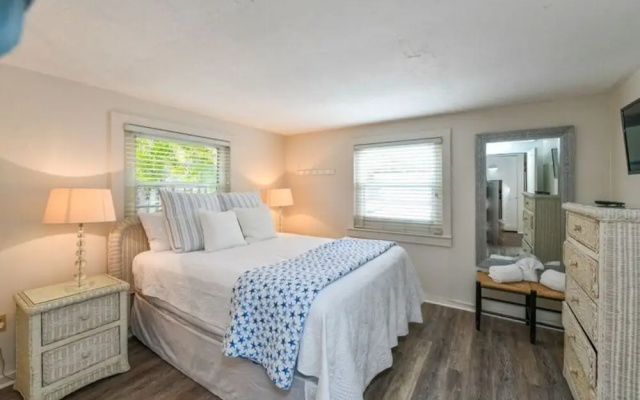 photo 2 of Avenue F #54471 - 1 Br Home