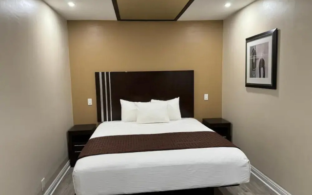 photo 4 of Avenue Motel