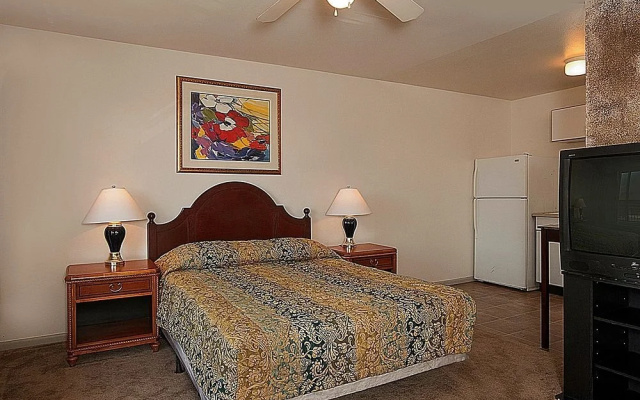 photo 3 of Aviator Suites