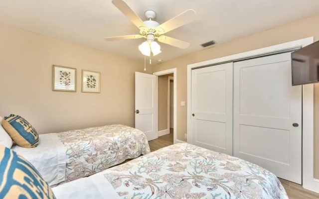 photo 3 of Avola  Vacation Rental by NFVH