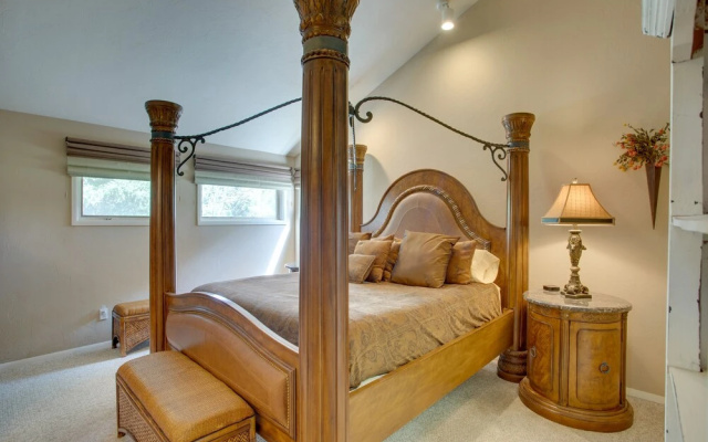 photo 2 of Avon Duplex ~ 6 Mi to Beaver Creek Resort!