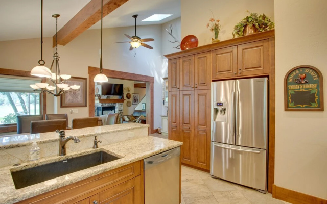 photo 5 of Avon Duplex ~ 6 Mi to Beaver Creek Resort!